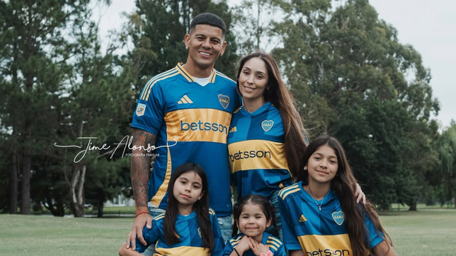 el futbolista platense marcos rojo le puso fecha a su casamiento en la ciudad