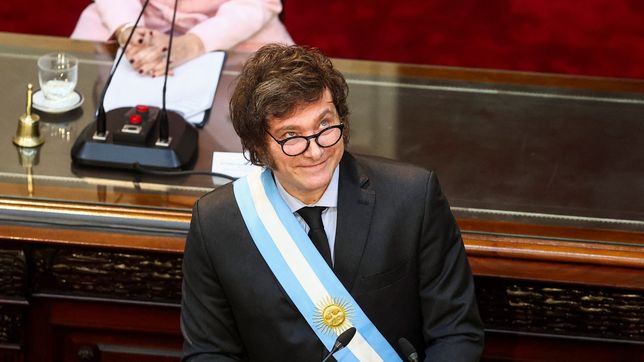 javier milei anuncia el superavit fiscal de marzo con una cadena nacional