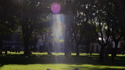 La semana termina con otra tarde primaveral, en la previa de la Tormenta de Santa Rosa