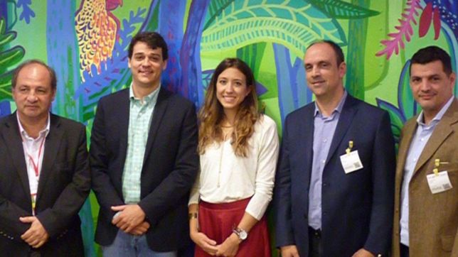 la app waze contara con informacion de la plata actualizada en tiempo real