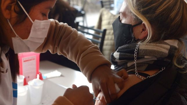 a partir del viernes habra vacunacion libre de todos los mayores de 18 anos