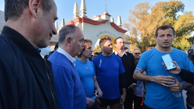 el precandidato a gobernador bali bucca unio avellaneda y la plata con un fin solidario