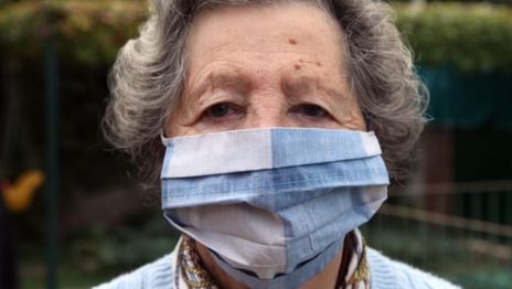 El ministro de Salud bonaerense también recomendó usar barbijos o máscaras caseras