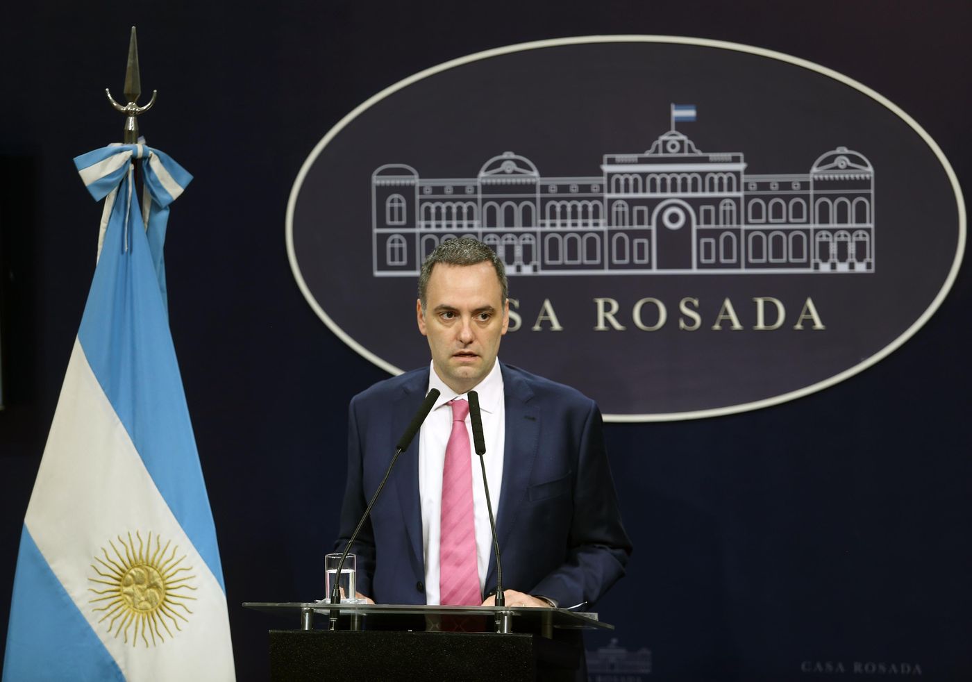 Manuel Adorni (1).jpg