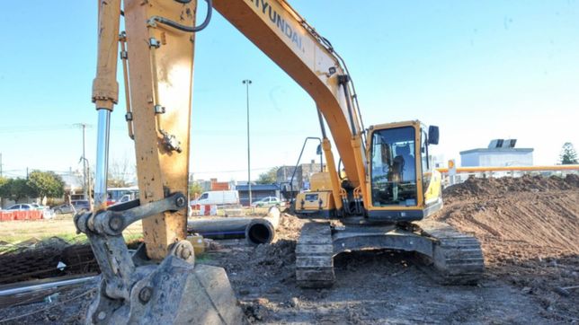 avanza la obra de una avenida de la plata y habra cortes de transito por tres semanas