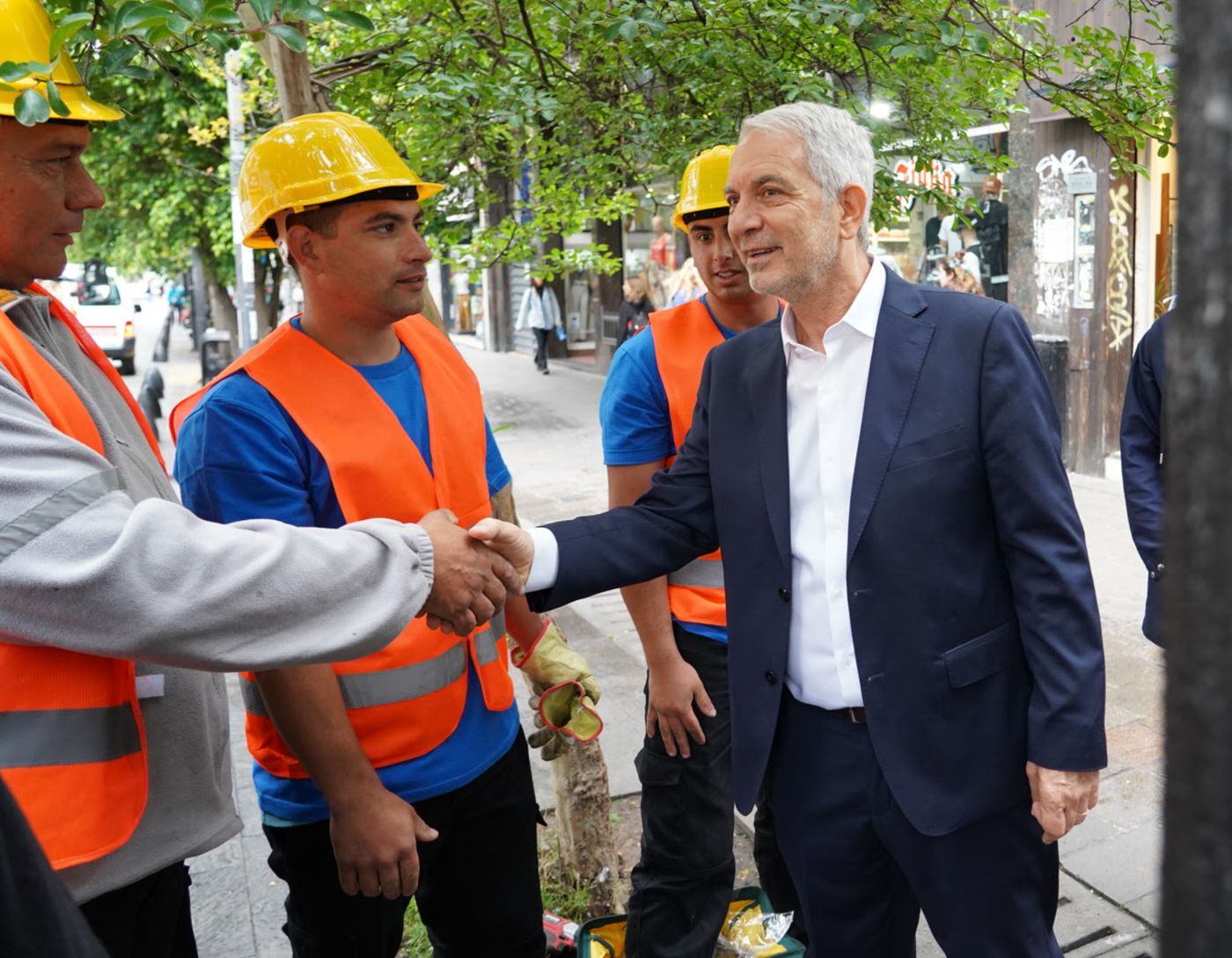 Julio Alak obras calle 8.jpg