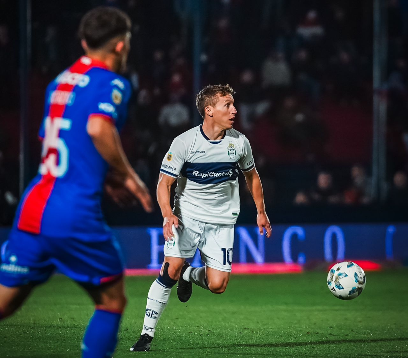 Gimnasia Tigre De Blasis.png