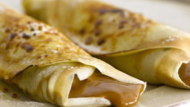 sigue el festejo por el ?dia del panqueque?: en lo de carlitos los venden a 1 peso