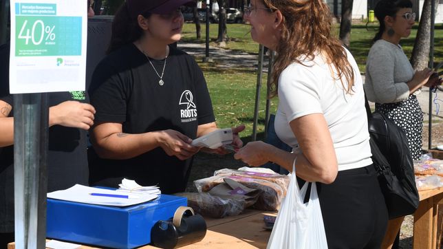mercados bonaerenses desembarca en berisso con precios populares