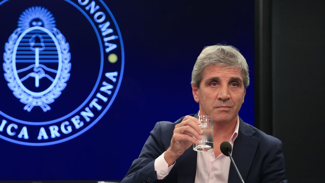 El Gobierno se comprometió a asegurar una tasa de interés positiva que supere la inflación