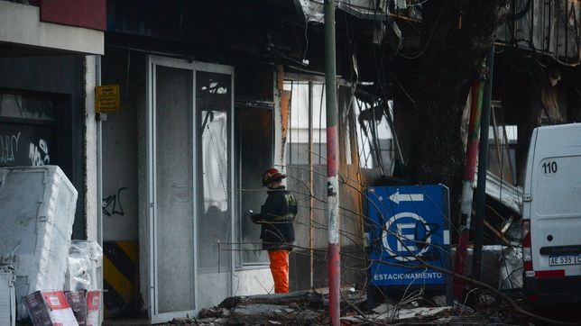la justicia definio la fecha y hora en que sera demolido el deposito que se incendio en la plata