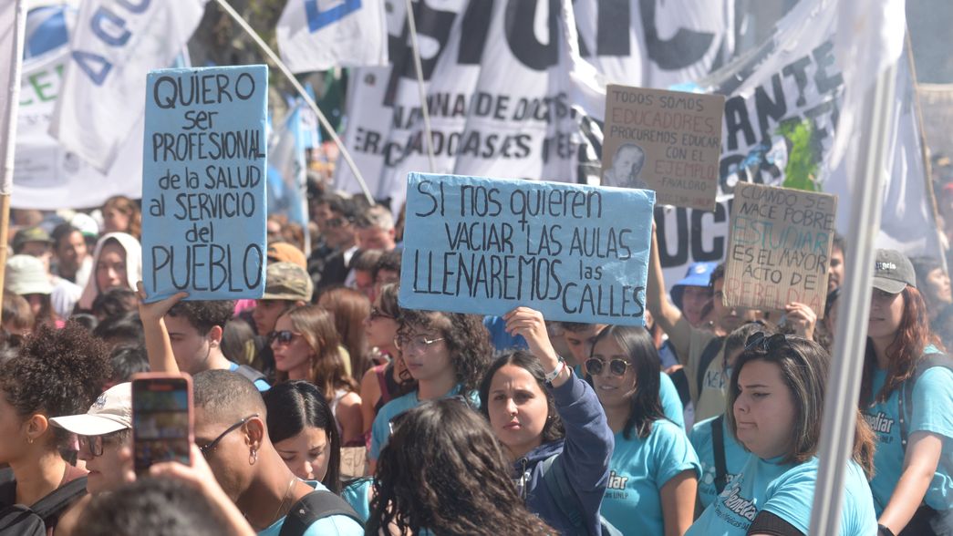 Las transferencias de fondos a las universidades cayeron más de un 30% en lo que va del año