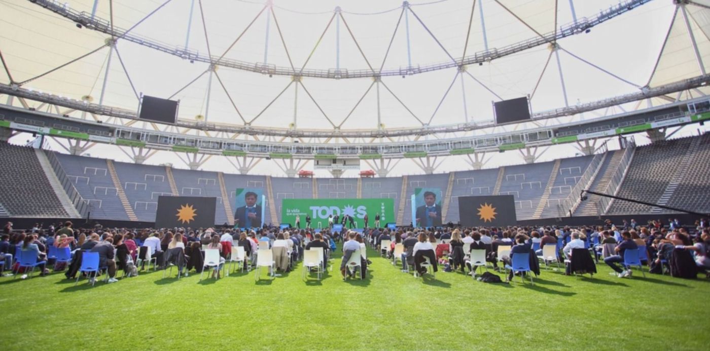 Plenario del Frente de Todos en La Plata