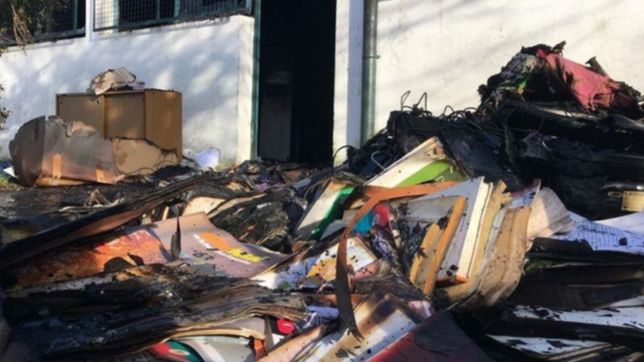 incendio y peligro de derrumbe en la escuela secundaria 88 de villa elisa