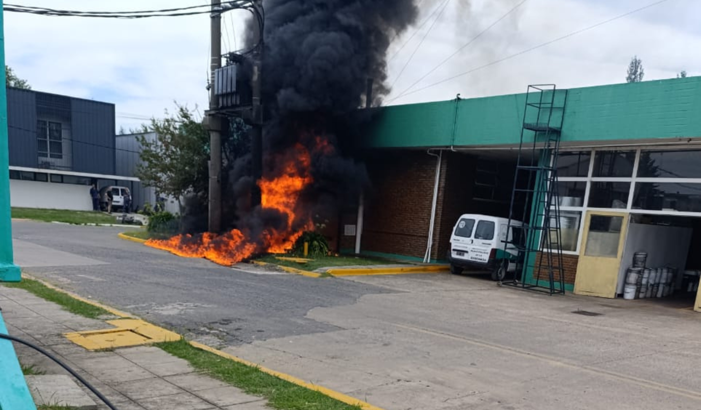 Incnedio de transformador en Ensenada.png