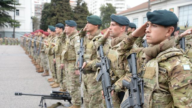 el gobierno anuncio la implementacion del servicio militar voluntario para jovenes de 18 a 28 anos