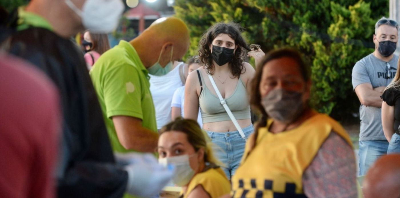 Postas de hisopados en Plaza Moreno