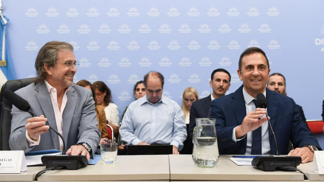 el gobierno anuncio su proyecto de reforma laboral con salario dinamico y convenios por empresa