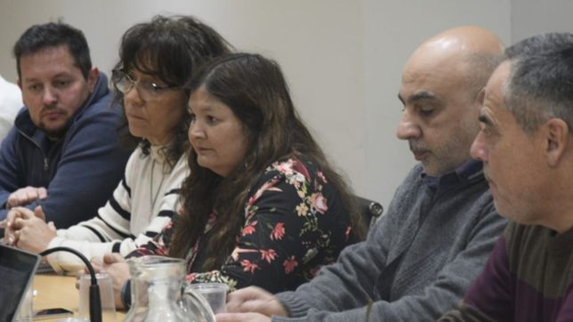 judiciales se suman a docentes y estatales en el pedido para reabrir las paritarias