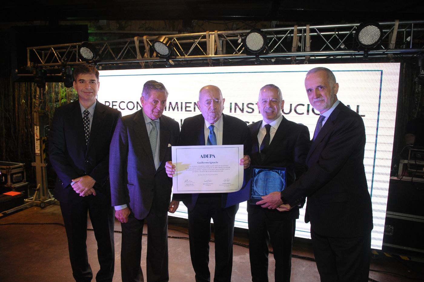 WhatsApp Image 2024-09-23 at 14.53.38 (1).jpeg