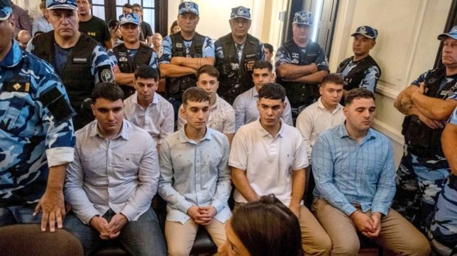 conexion familiar: la ultima esperanza de las madres de los rugbiers esta en campana