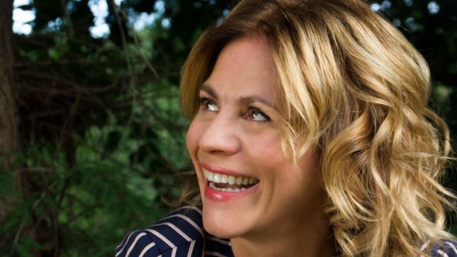 marcela morelo llega a la plata con un show de grandes clasicos latinos