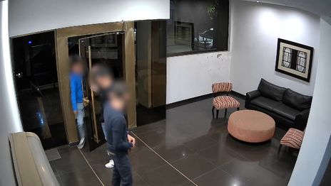 Denuncian un misterioso robo en un edificio ubicado en el centro de La Plata