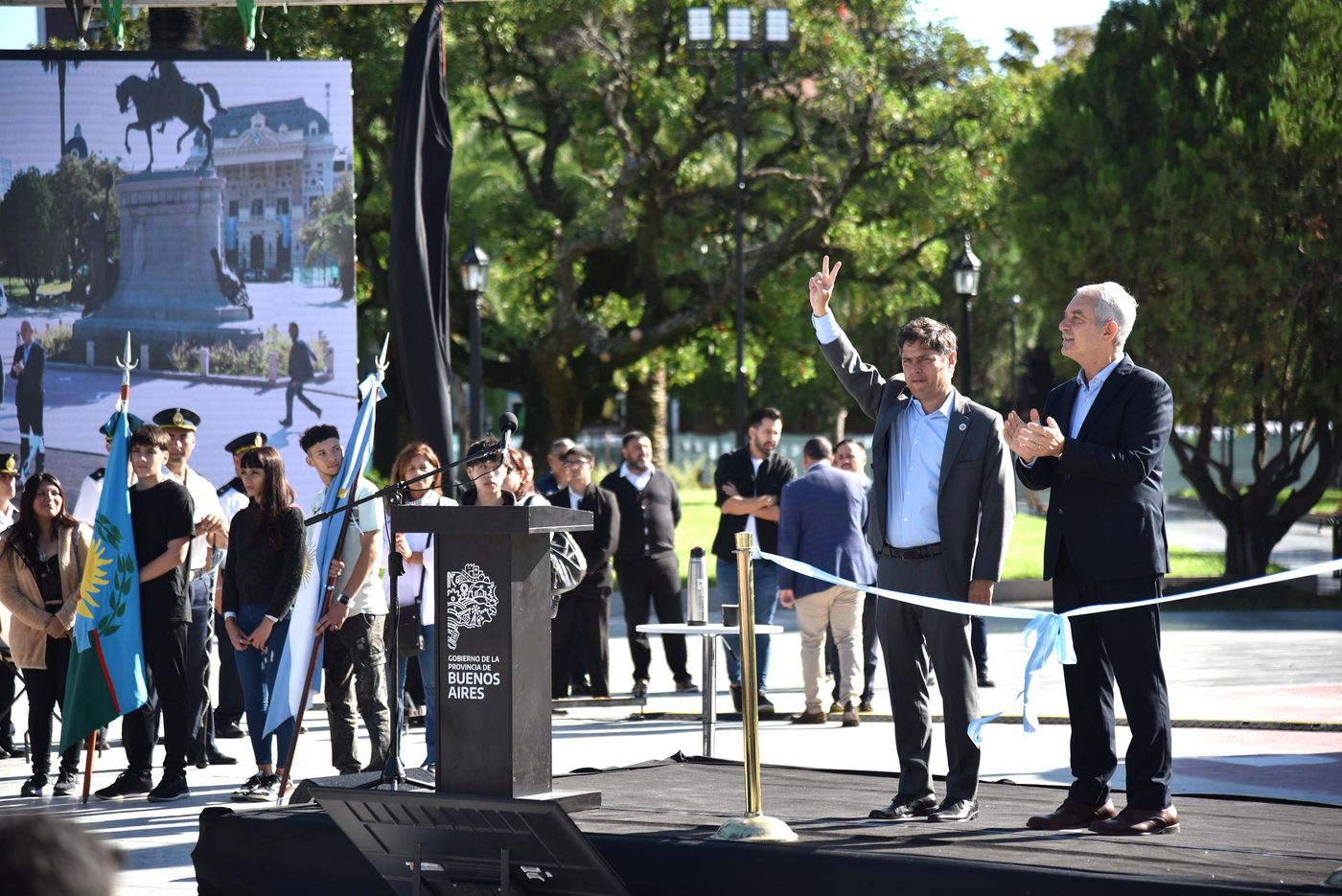 Inauguración de la Plaza San Martín (16).JPG