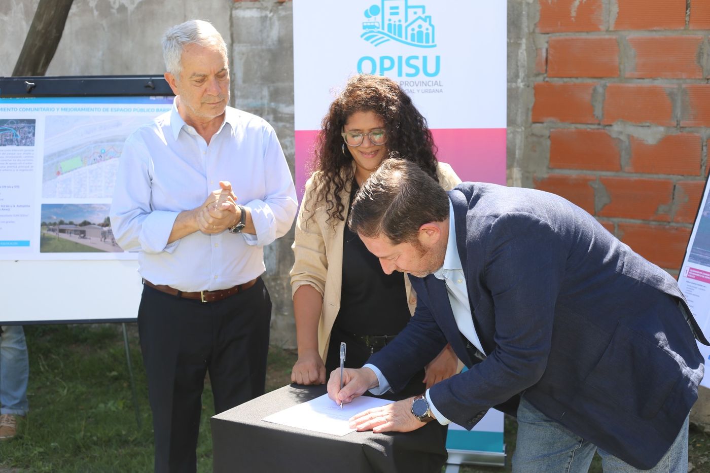 Obras En El Mercadito La Municipalidad De La Plata Y Provincia Firmaron El Contrato Para