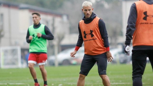 estudiantes siguen trabajando para recibir a un herido independiente