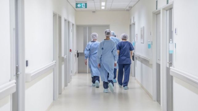 medicos platenses advirtieron a ioma y peligra la atencion para sus afiliados