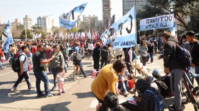 el control de los barrios, una preocupacion en medio de la crisis