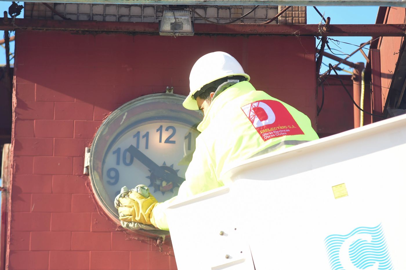 Reloj de Los Hornos.jpg