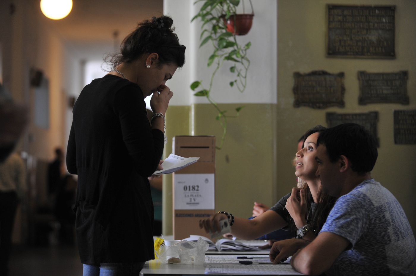 En las pr&oacute;ximas elecciones se votar&aacute; con las tradicionales boletas de papel