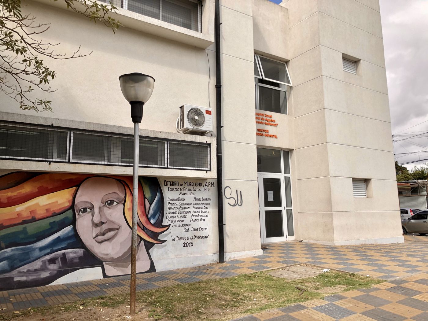 Hospital Gutiérrez (1).jpg