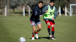estudiantes hizo futbol contra juveniles: ¿hay equipo para el domingo?