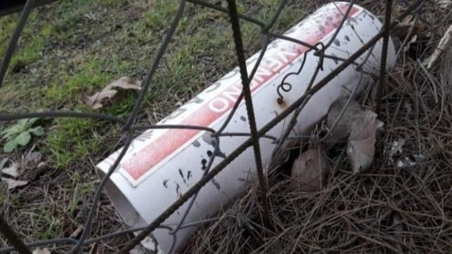 denuncian que en el country abril pusieron veneno para que no pasen los animales