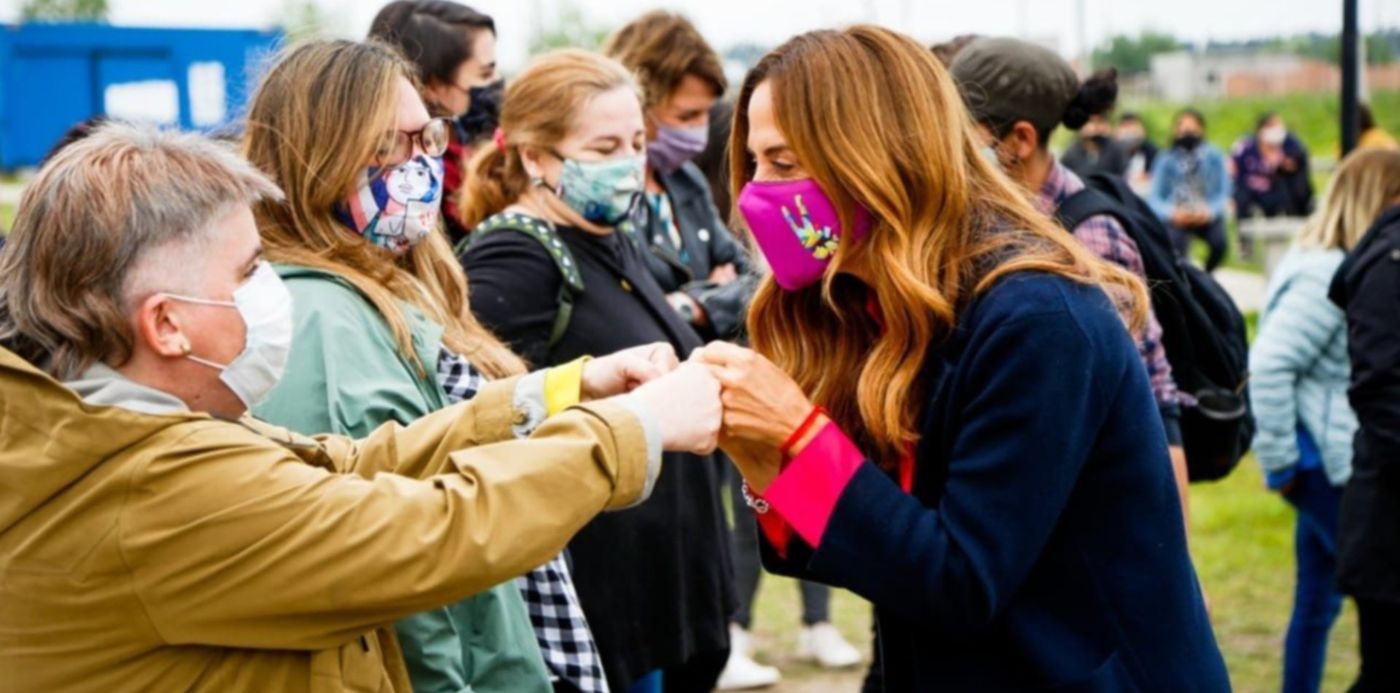 Tolosa Paz y Elizabeth Gómez Alcorta