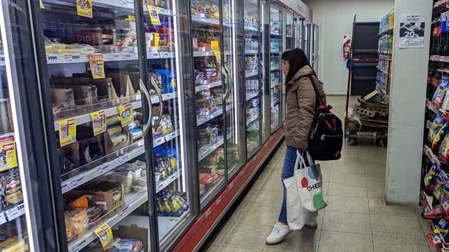 la imperdible oferta de cuenta dni sin tope y con reintegro en el acto en un supermercado de la plata