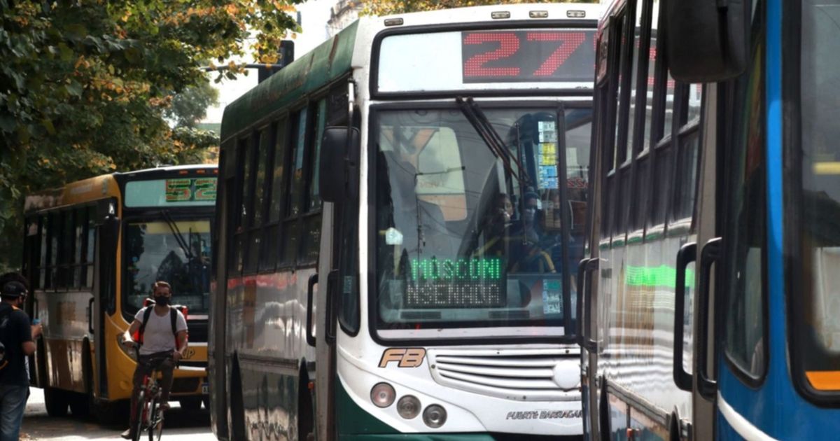 La UTA anunció un paro de micros para este viernes: ¿qué pasará en La ...