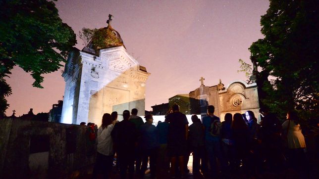 lanzan una recorrida nocturna por los ejes historicos de la ciudad