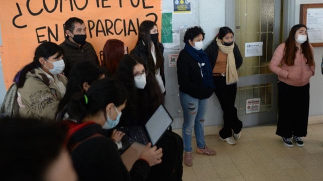 maraton antibochazos: la propuesta de los estudiantes tras la ola de aplazos en medicina