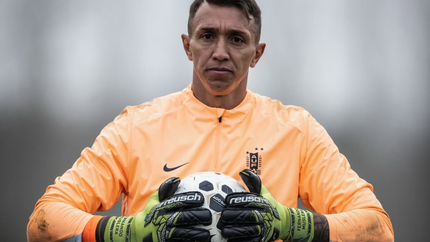 Aseguran que Muslera será titular ante Inglaterra en su regreso a la Selección uruguaya