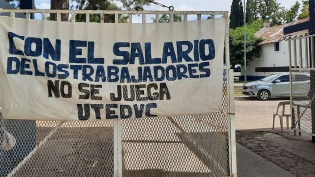 trabajadores de gimnasia hicieron paro de actividades y se movilizaron a estancia chica