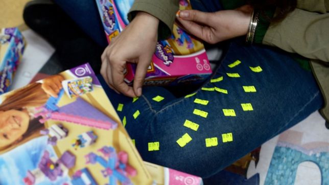 dia del nino: ¿que va a pasar con las jugueterias de la plata tras la corrida del dolar?