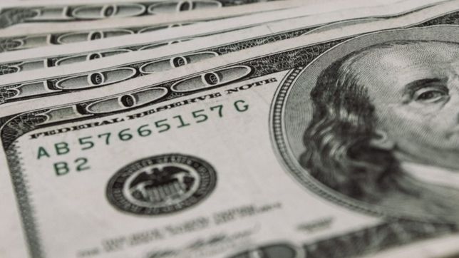 oficializaron la aplicacion del impuesto pais para el dolar importador