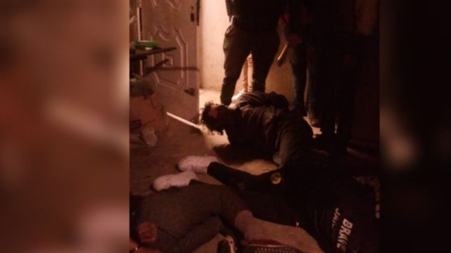 capturaron a tres delincuentes que golpearon a un vecino hasta dejarlo tirado en una zanja