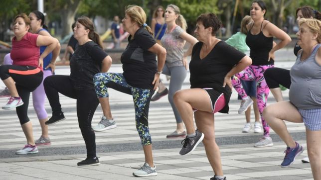 ¿cuando y como siguen las clases gratis de gimnasia, ritmos latinos y yoga en la plata?