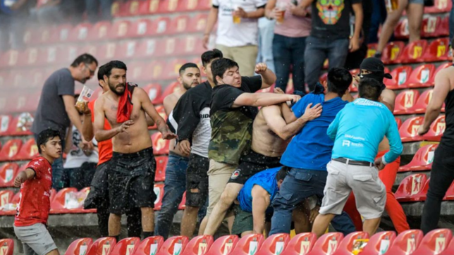 dos ex gimnasia estuvieron durante la tragica pelea entre hinchas de atlas y queretaro