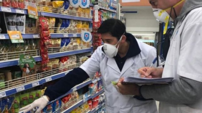 aseguran que ningun supermercado e hipermercado de la plata respeta los precios maximos